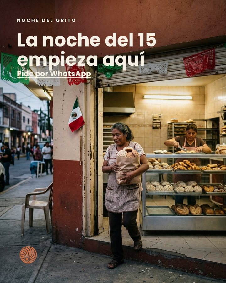 Propuesta del mes, Noche del Grito: una clienta sale de la panadería con su bolsa de pan, papel picado en la entrada